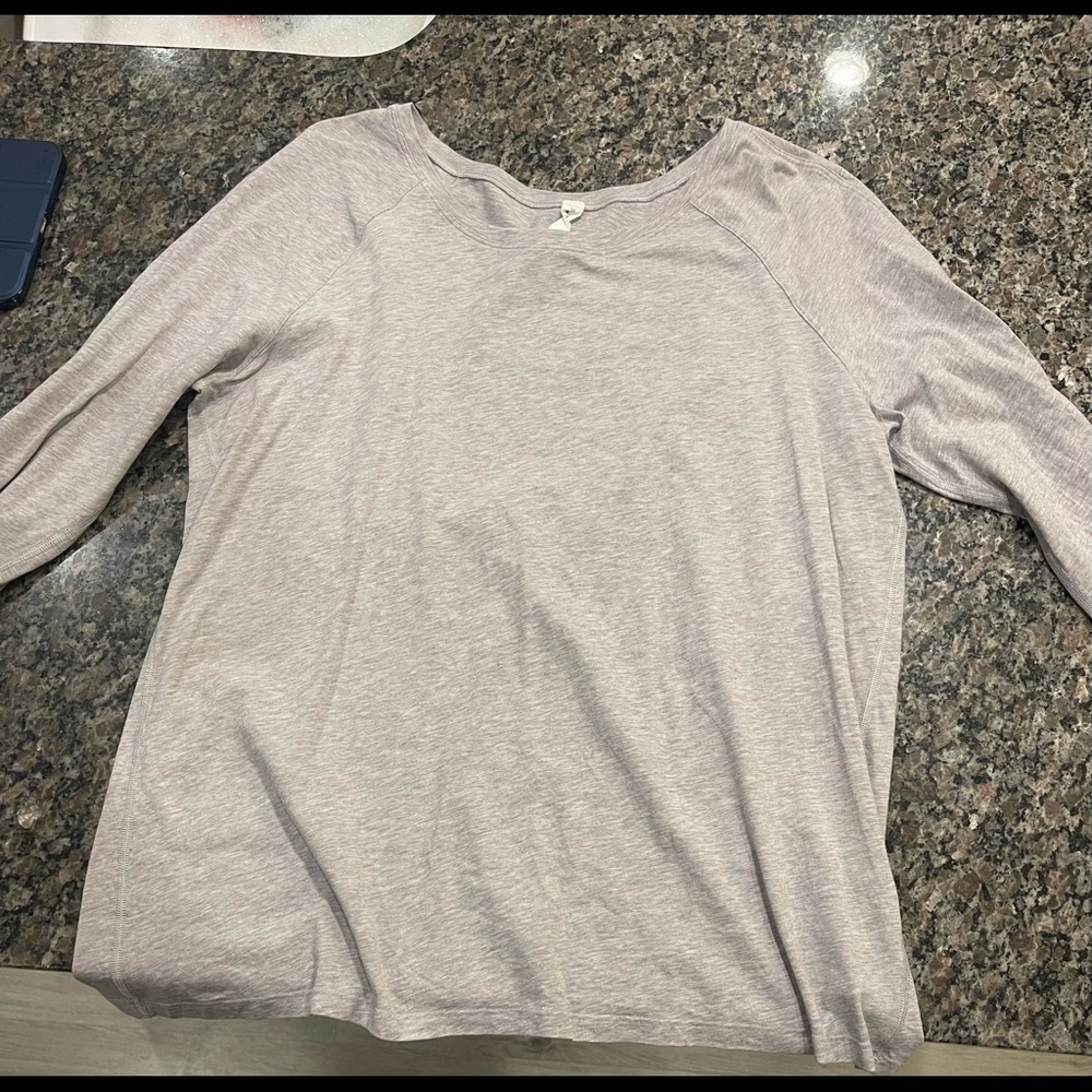 Lululemon love long sleeve!